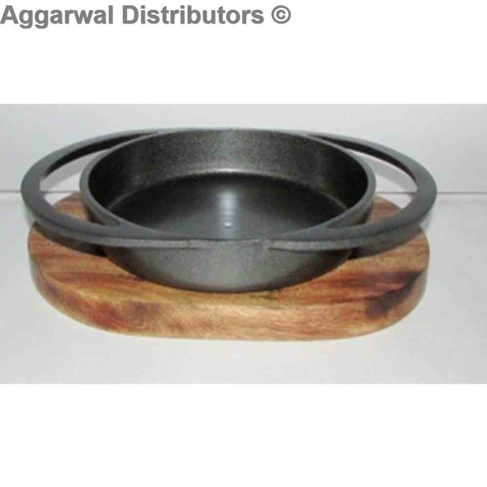 CHINESE HANDI WITH WOODEN BASE 1
