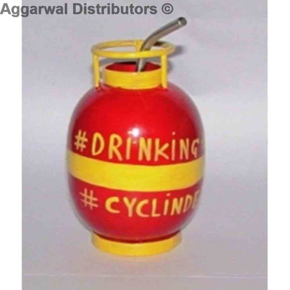 Drinking Cylinder With Straw 1